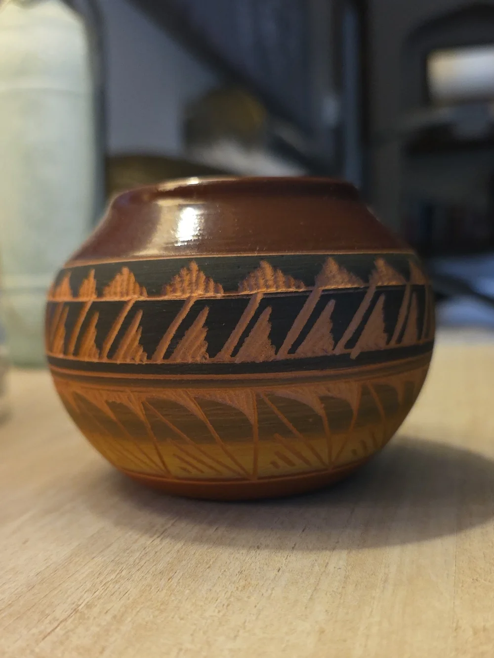 Authentic Laura Bahe Navajo Hand-Etched Pottery Vessel Southwest Art